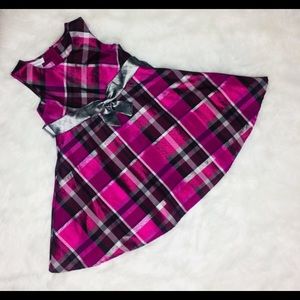 MAVEANDMEME.COM • DRESSUP@MAVEANDMEME.COM